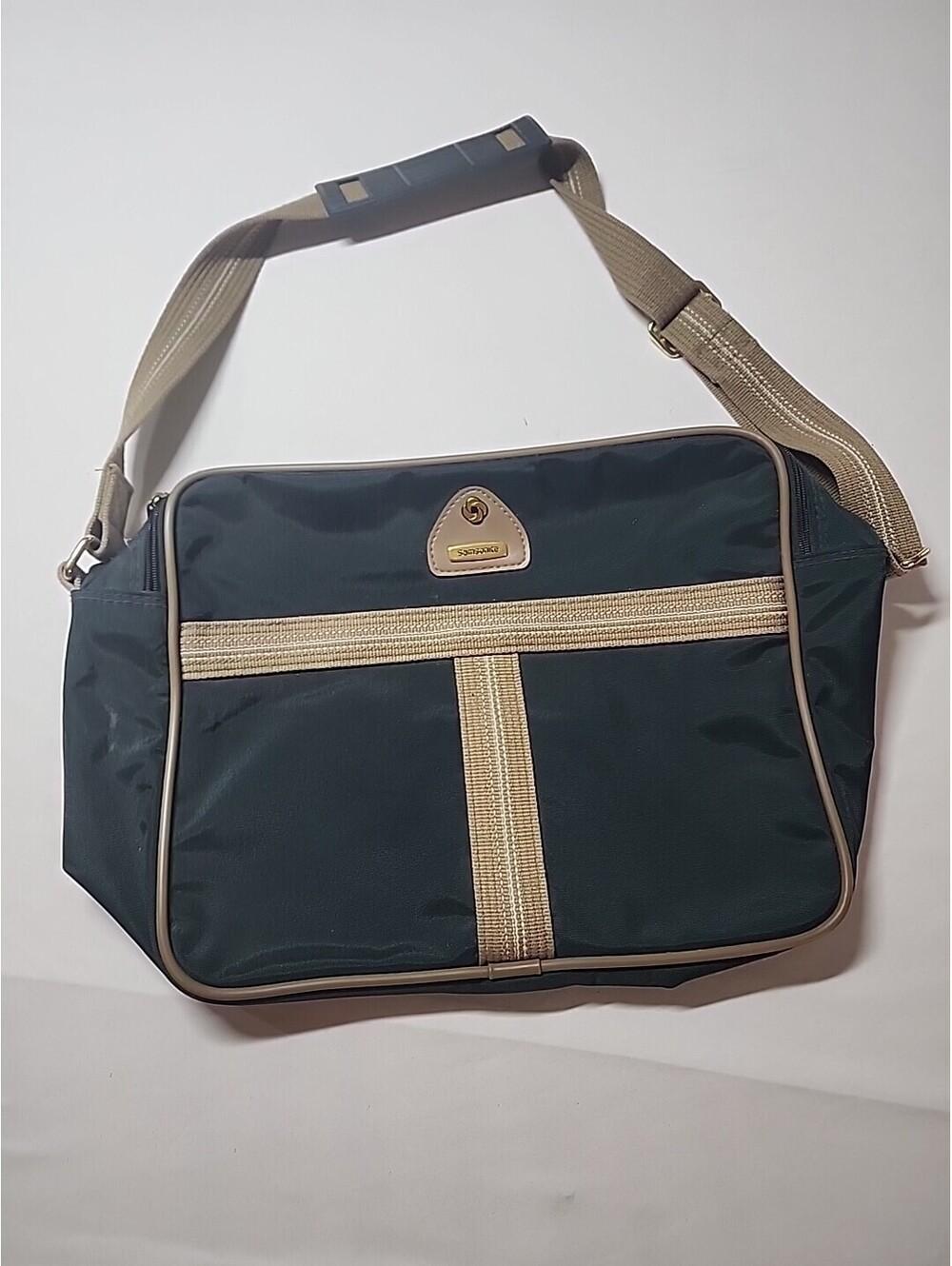 Samsonite Carry Pak 74 Green Shoulder Bag